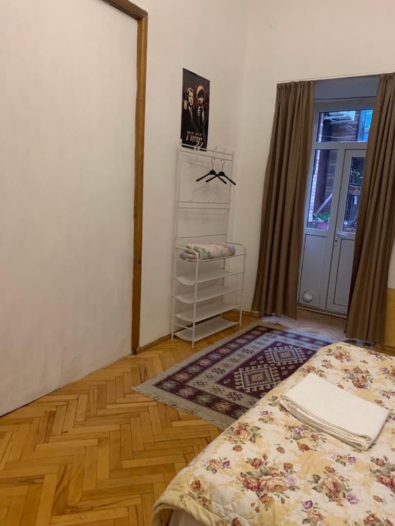 Leila Apartment Tbilisi Exteriör bild